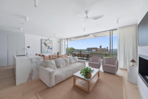 Oceanview Luxe Escape in Bondi with Parking Sydney